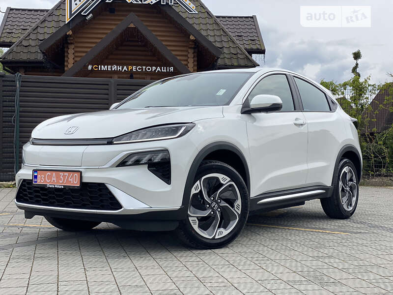 Honda M-nv (2024)