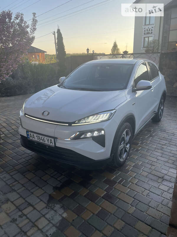 Honda M-nv (2022)
