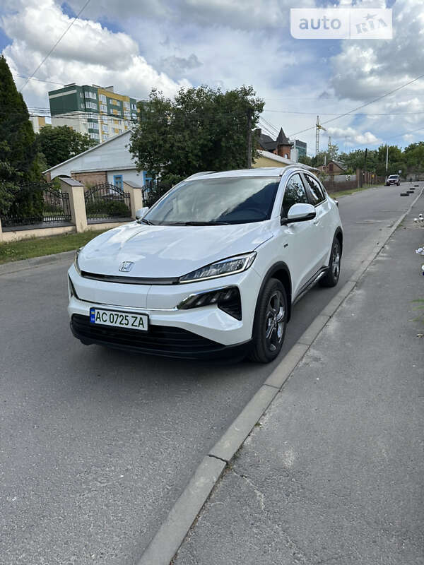 Honda M-nv (2022)