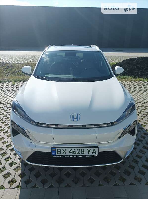 Honda M-nv (2024)