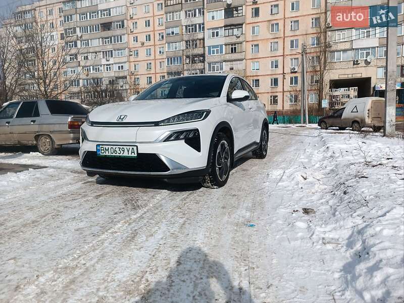 Honda M-nv (2023)