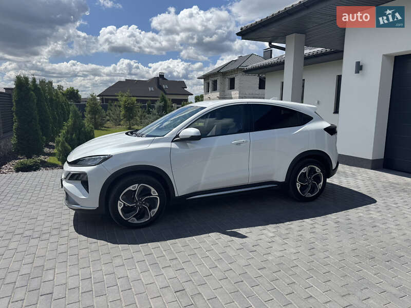 Honda M-nv (2023)