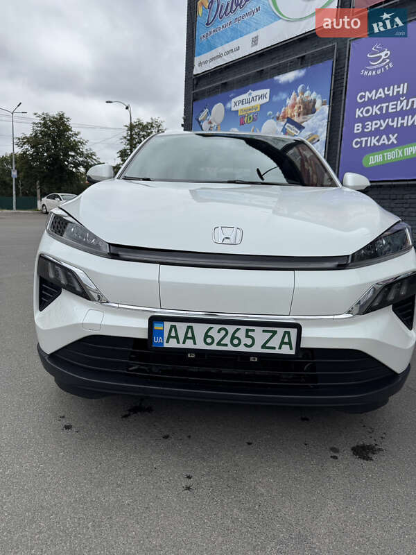 Honda M-nv (2021)