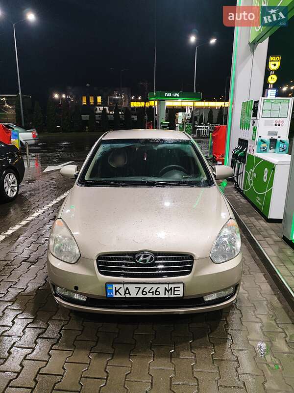 Hyundai Accent (2007)
