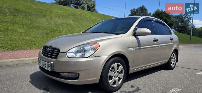 Hyundai Accent (2007)