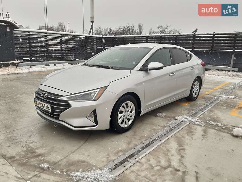 Hyundai Elantra (2018)