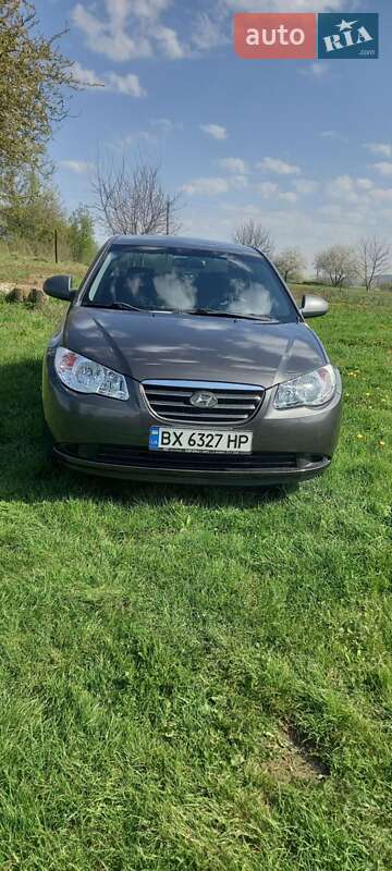 Hyundai Elantra (2008)