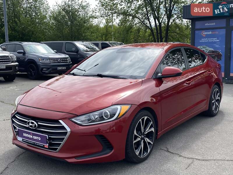 Hyundai Elantra (2016)