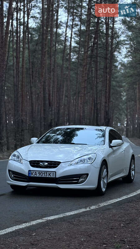 Hyundai Genesis coupe (2011)