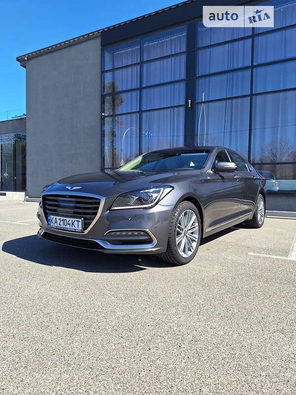 Hyundai Genesis (2017)
