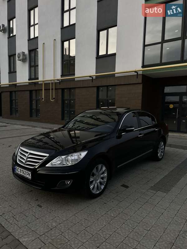 Hyundai Genesis (2009)