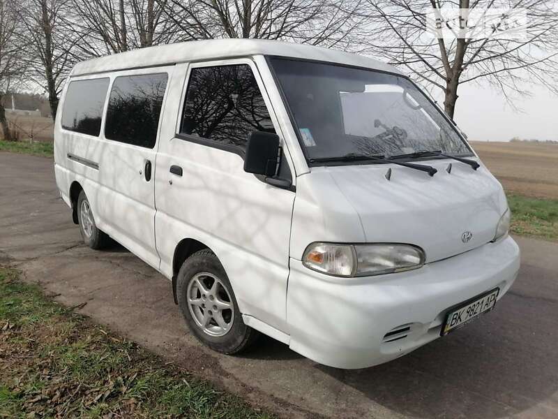 Hyundai H 100 (1999)