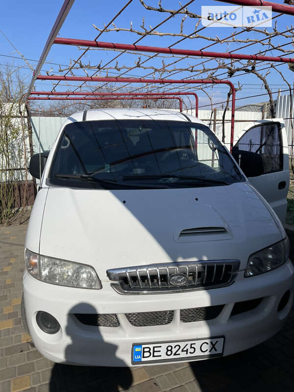 Hyundai H-1 (2007)