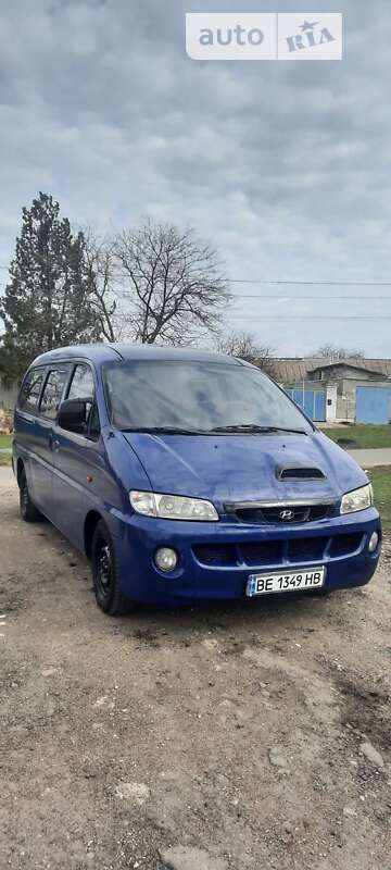 Hyundai H-1 (2001)