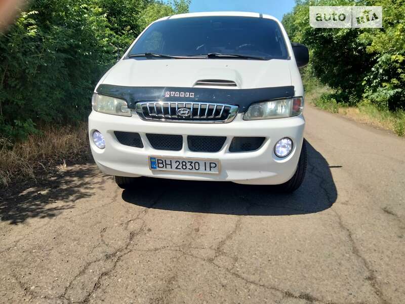 Hyundai H-1 (2004)