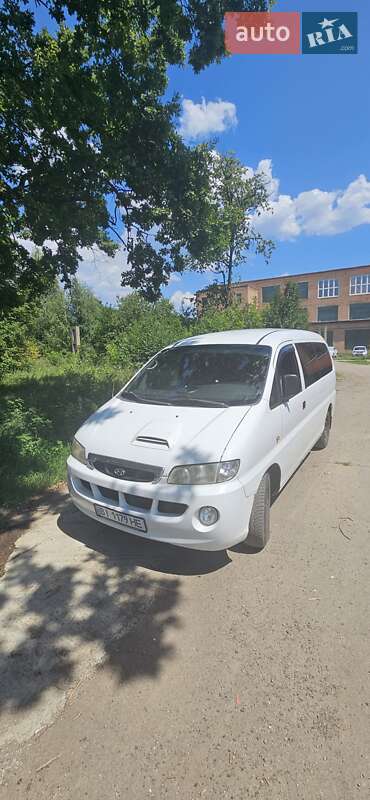 Hyundai H-1 (2003)