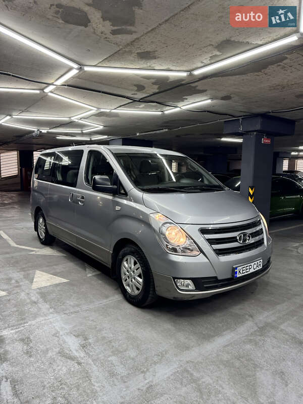 Hyundai H-1 (2016)