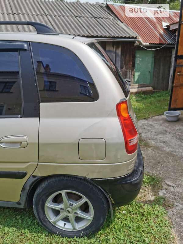 Hyundai Matrix (2002)
