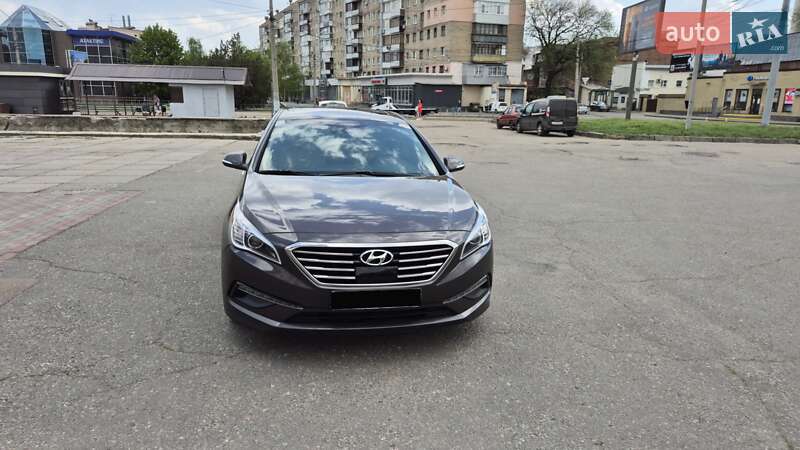 Hyundai Sonata (2016)