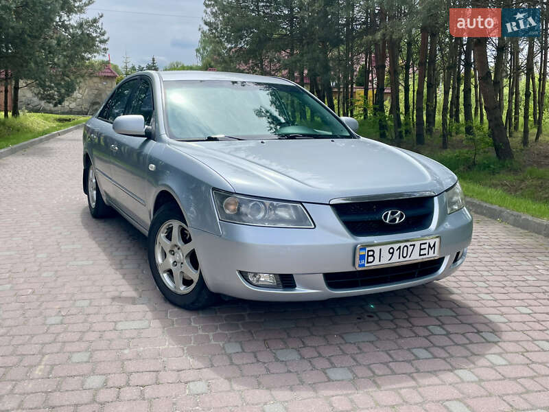 Hyundai Sonata (2006)