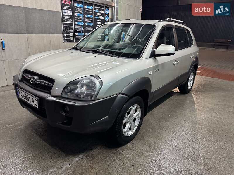 Hyundai Tucson (2006)