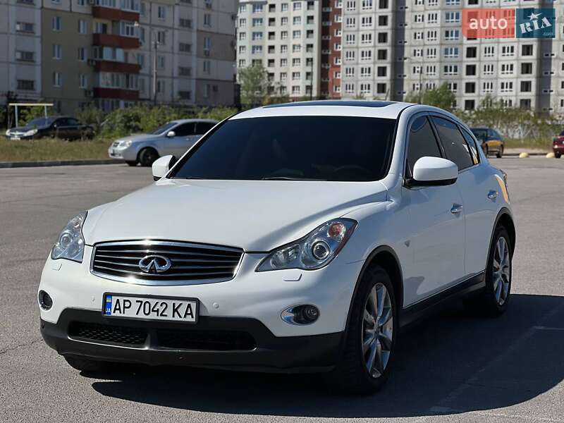 Infiniti Ex 35 (2010)