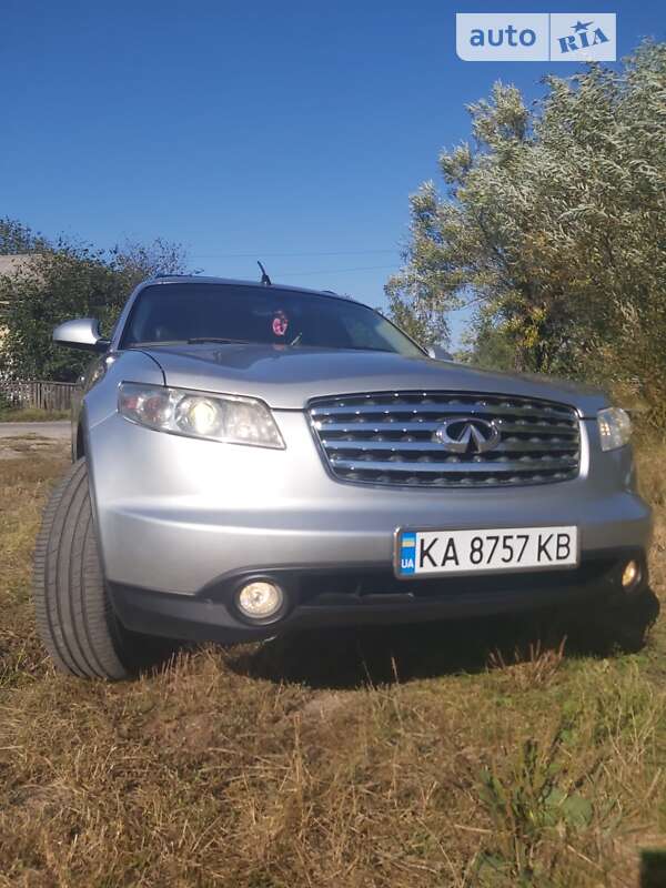 Infiniti Fx35 (2005)