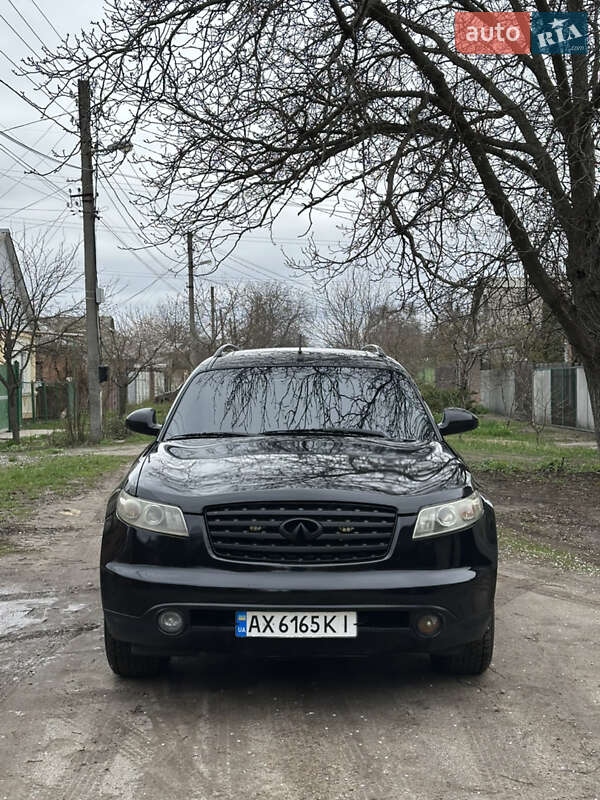Infiniti Fx 35 (2003)