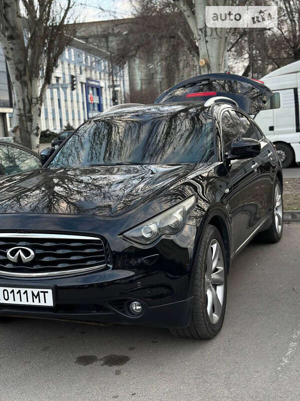 Infiniti Fx37 (2010)