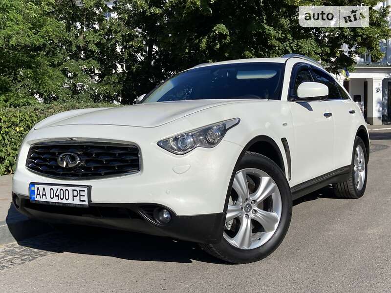 Infiniti Fx37 (2010)