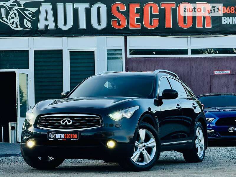 Infiniti Fx37 (2011)