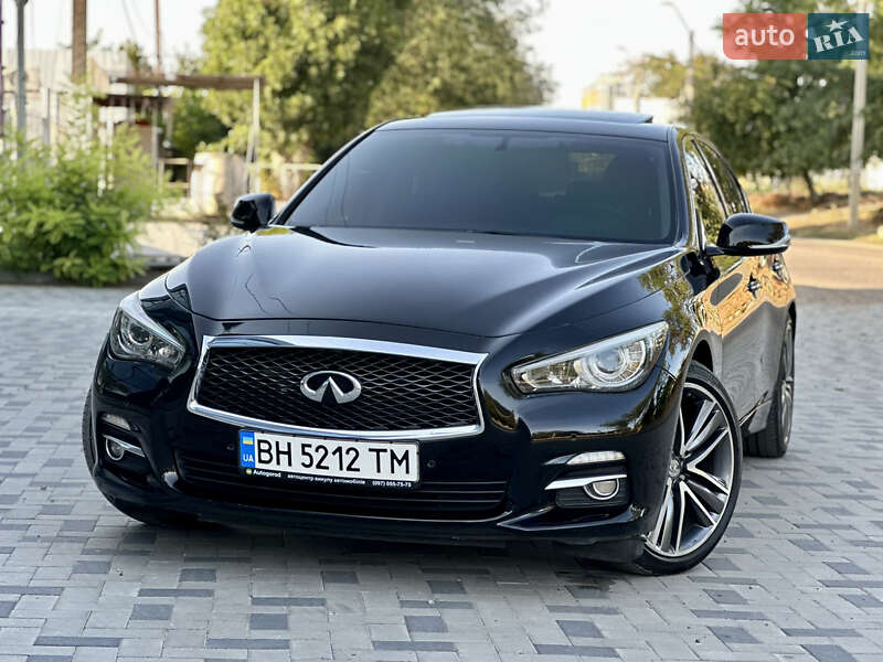 Infiniti Q50 (2014)