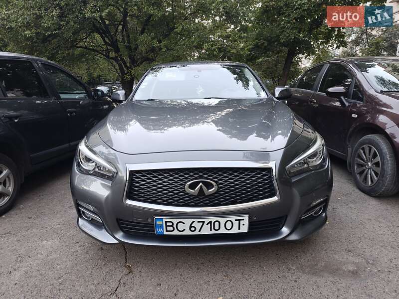 Infiniti Q50 (2015)