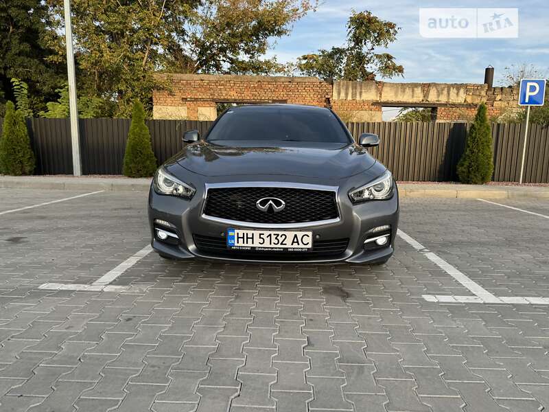 Infiniti Q50 (2015)