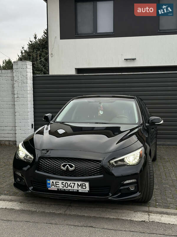 Infiniti Q50 (2016)