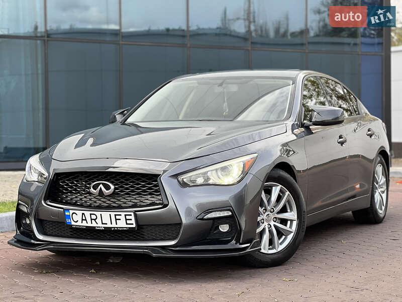 Infiniti Q50 (2015)