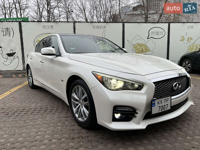 Infiniti Q50 (2016)