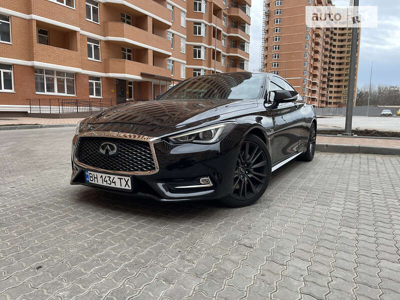 Infiniti Q60 (2017)