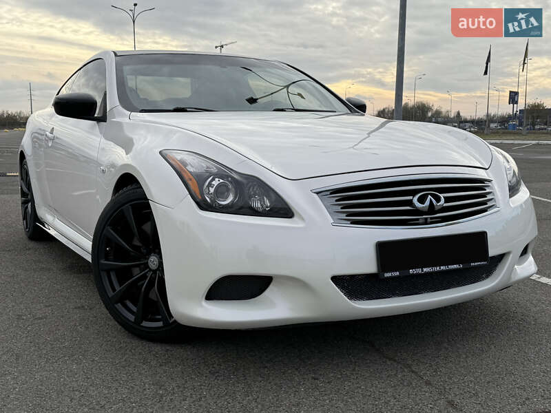 Infiniti Q60 (2013)