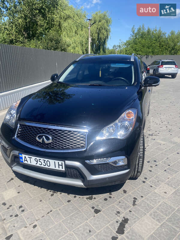 Infiniti Qx50 (2017)