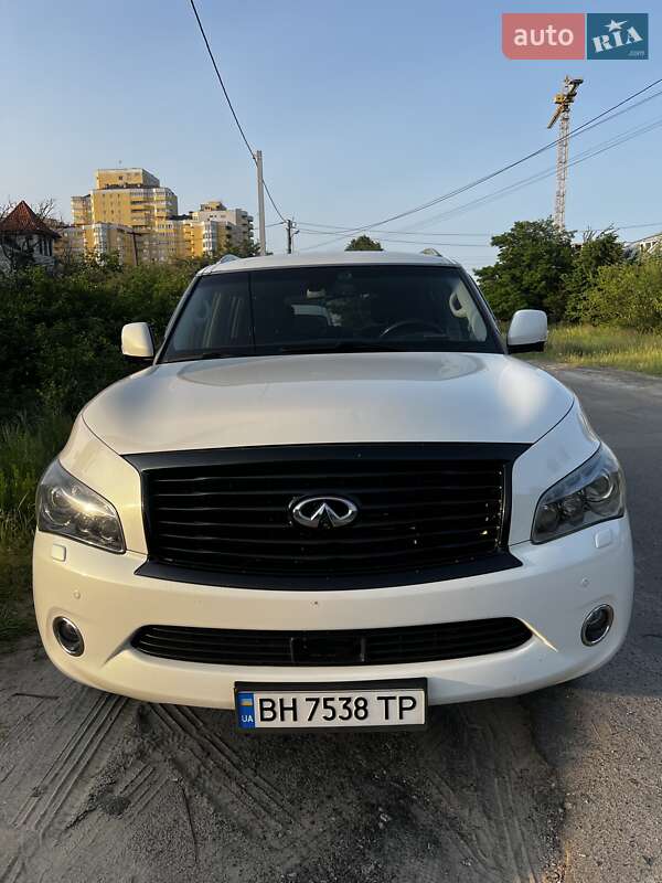 Infiniti Qx56 (2011)