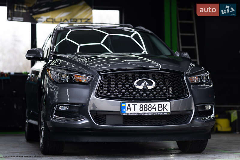 Infiniti Qx60 (2020)
