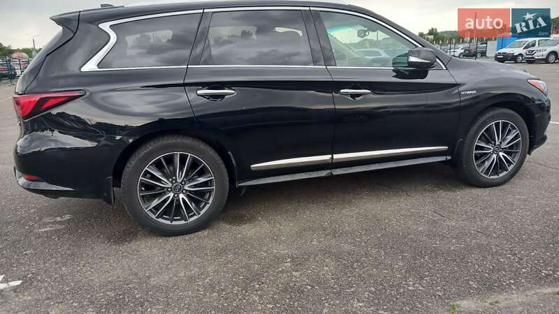 Infiniti Qx60 (2017)