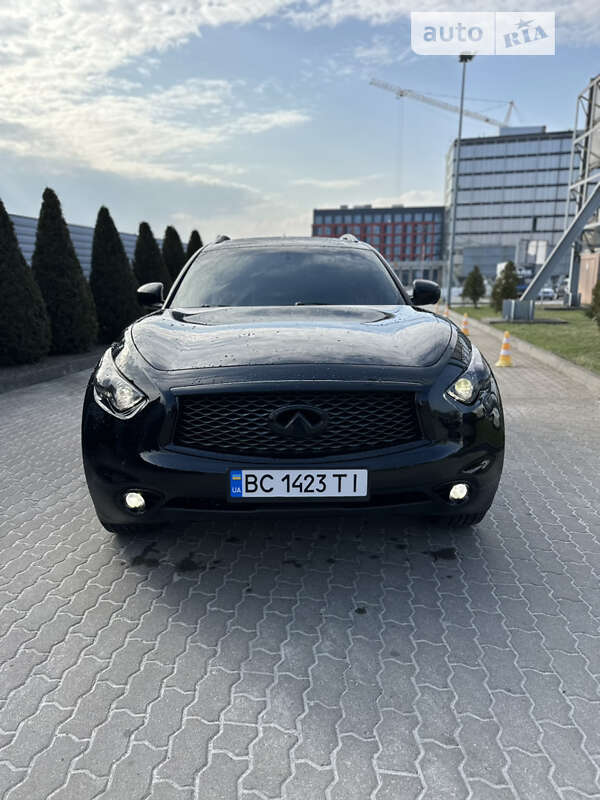 Infiniti Qx70 (2016)