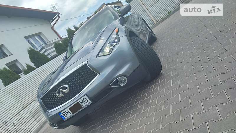 Infiniti Qx70 (2016)