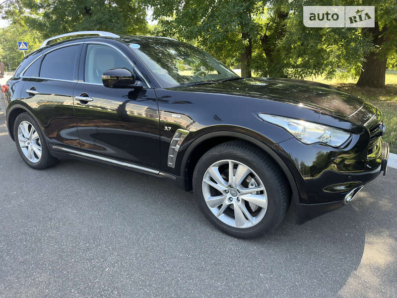 Infiniti Qx70 (2013)