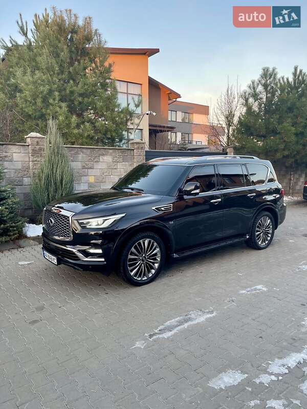 Infiniti Qx80 (2018)