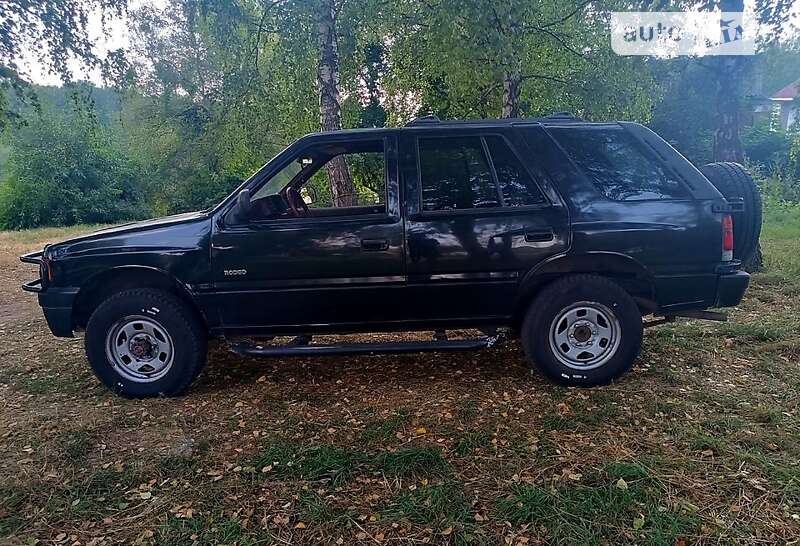 Isuzu Rodeo (1995)