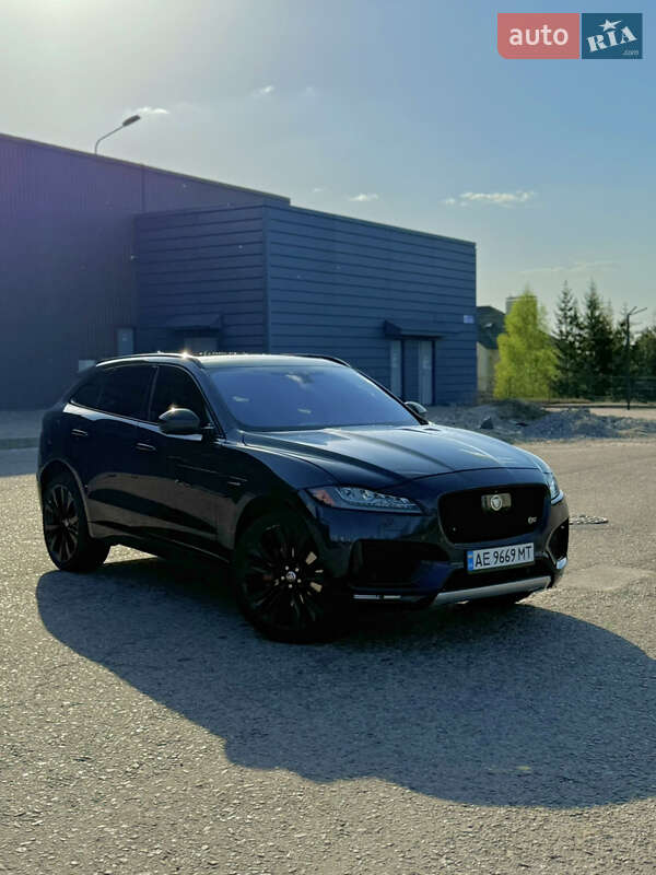 Jaguar F-pace (2017)