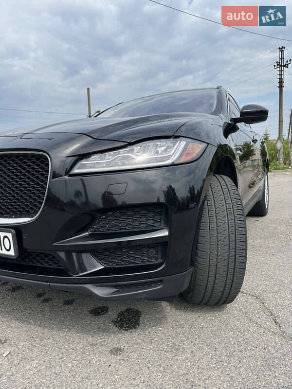 Jaguar F-pace (2016)